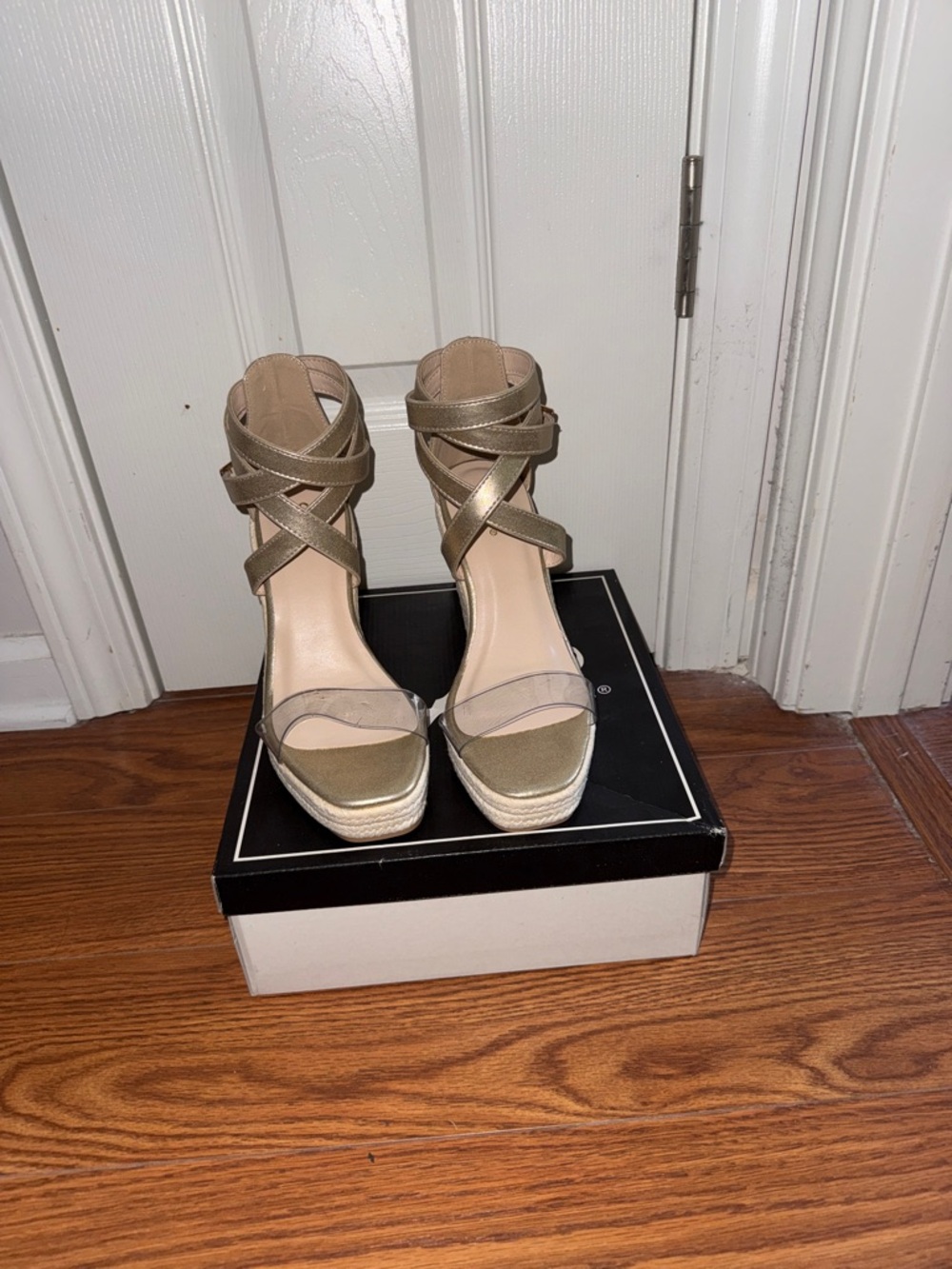 Gold Wedges - Picture 4 of 5